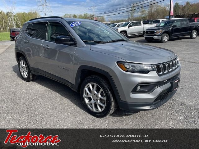 2023 Jeep Compass Latitude Lux 4WD
