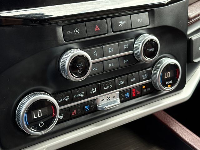 Used 2024 Black Ford Limited image 27