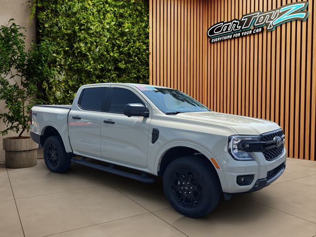 2025 FORD RANGER XLT • FX4 • 4X4 • 2.3L ECOBOOST CLEAN CARFAX • 1 OWNER XLT TECHNOLOGY PACKAGE • 360° CAMERA • ADAPTIVE CRUISE • BLACK APPEARANCE PACKAGE Thumbnail