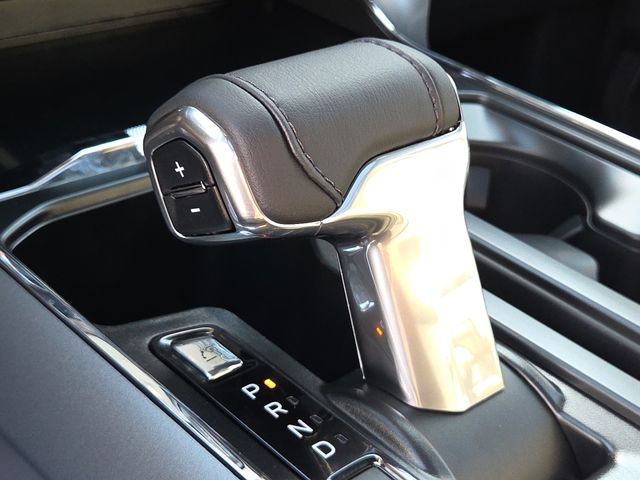 New 2025 Black Ford Lariat image 25