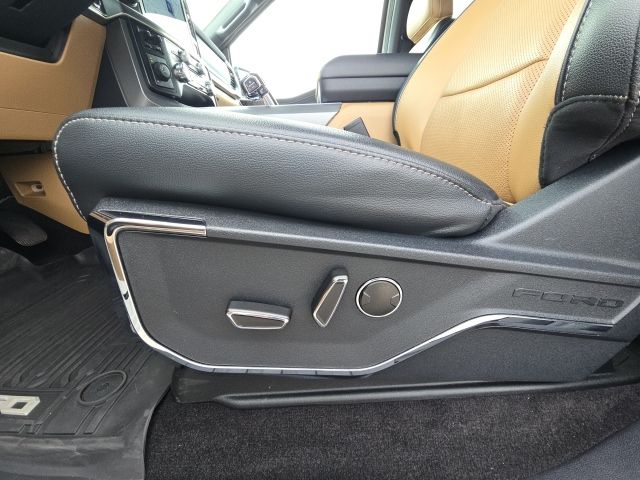 2023 Ford F-150 Lariat:45410B