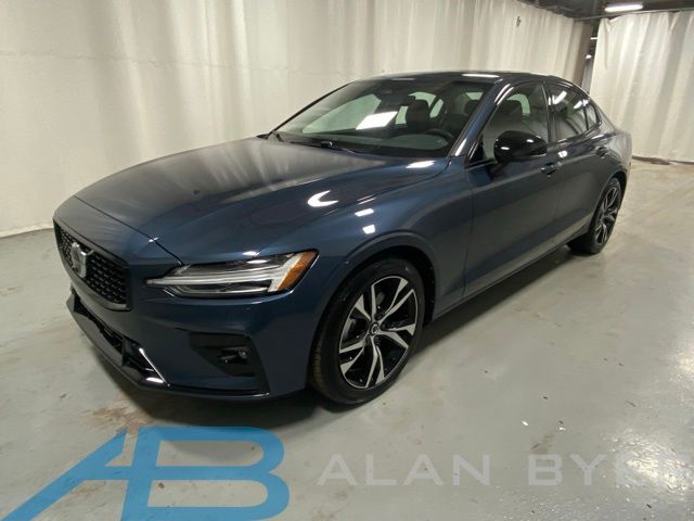 Denim Blue Metallic 2025 Volvo S60 Sedan All-Wheel Drive Automatic