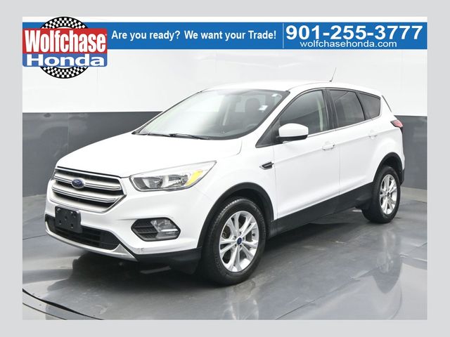 Oxford White 2019 Ford Escape SUV / Crossover Front-Wheel Drive 6-Speed Automatic