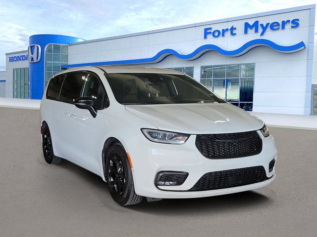 2024 Chrysler Pacifica Hybrid Blanco (Bright White Clearcoat) Minivan Tracción delantera Transmisión variable continua