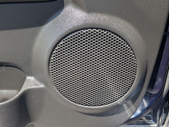 2007 Chevrolet Colorado - Image 16