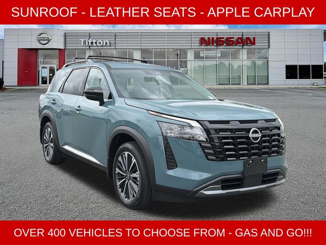 2026 Nissan Pathfinder Platinum 2WD's photo