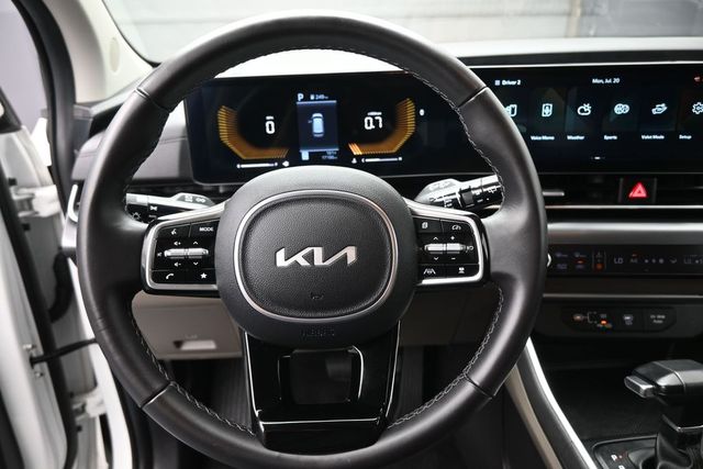 Used 2026 Kia Carnival Van