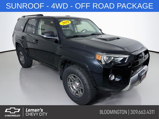 Midnight Black Metallic 2019 Toyota 4Runner SUV / Crossover Four-Wheel Drive 5-Speed Automatic Overdrive