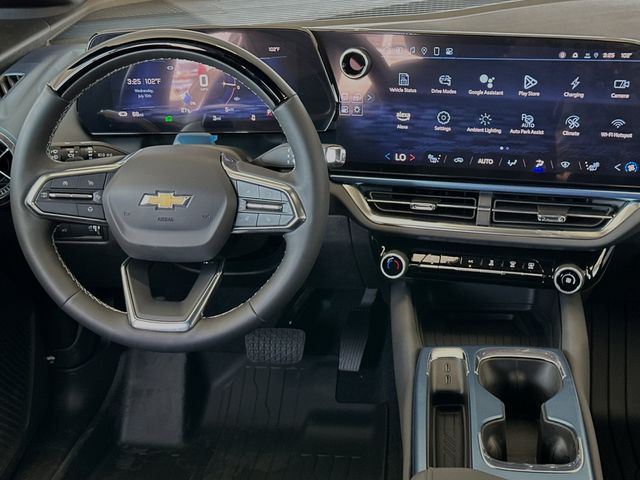 2024 Chevrolet Equinox EV LT 12