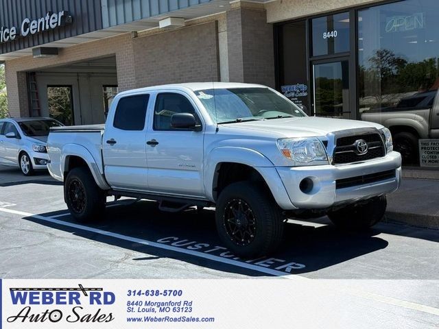 Silver Streak Mica 2011 Toyota Tacoma Pickup Truck 4X2 4-Speed Automatic Overdrive