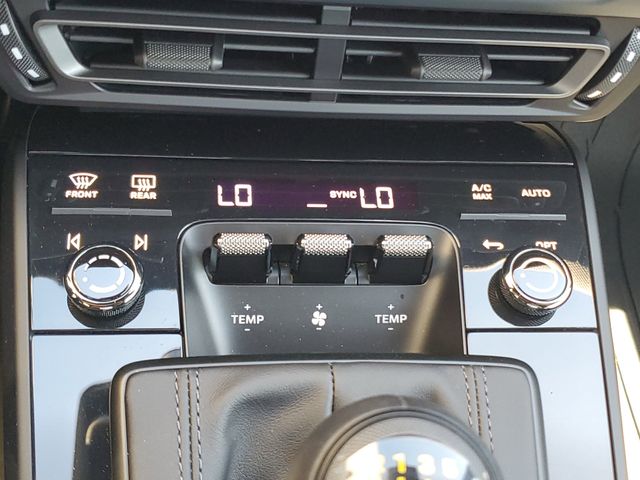 Used 2024  Porsche GT3 image 31