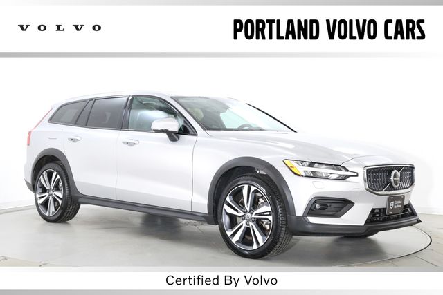 Silver Dawn Metallic 2025 Volvo V60 Wagon All-Wheel Drive Automatic