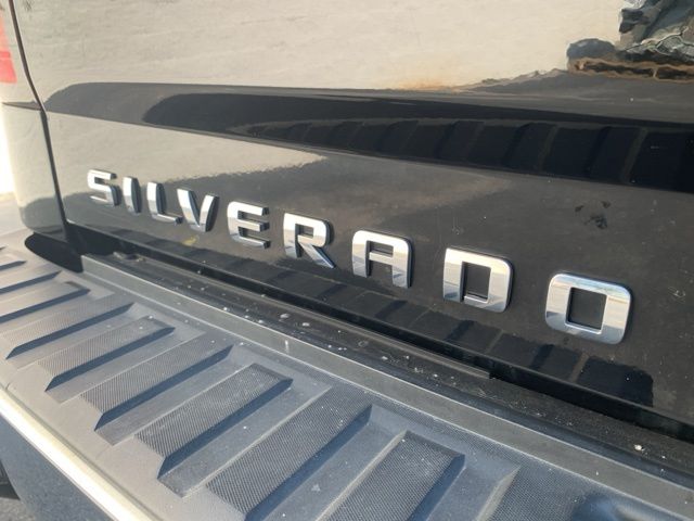 2016 Chevrolet Silverado 1500 LT photo