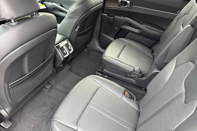 2026 Kia Sorento EX - Photo 14