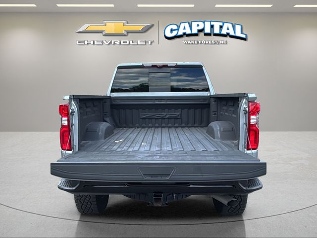 Used 2024 Gray Chevrolet ZR2 image 4
