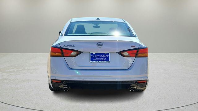 2025 Nissan Altima
