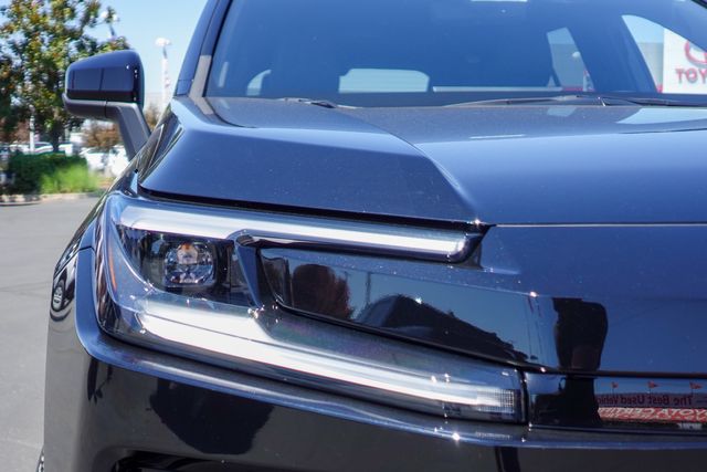 New 2026 Toyota RAV4 Plug-in Hybrid SUV