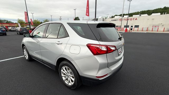 2018 Chevrolet Equinox LS - Image 3