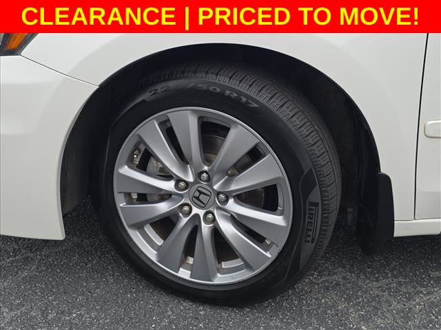Used 2011 White Honda EX-L image 33