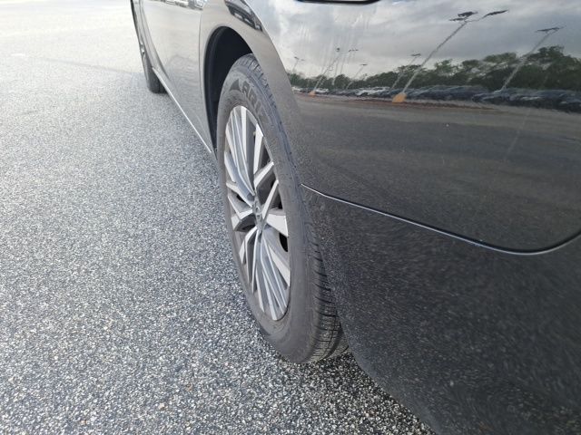 Used 2024 Black Nissan 2.5 SV image 9