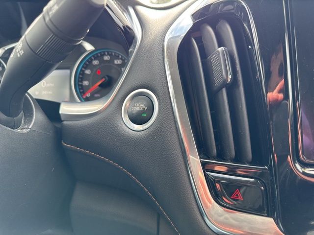 Used 2020 Chevrolet Traverse For Sale in Livonia, MI