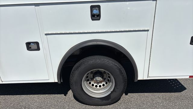 Used 2018 White Mercedes-Benz Cab Chassis 144 WB image 36