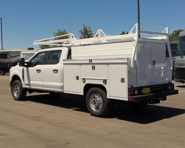 New 2026 Oxford White Ford XL image 4