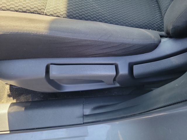 Used 2020 Gray Nissan S image 19