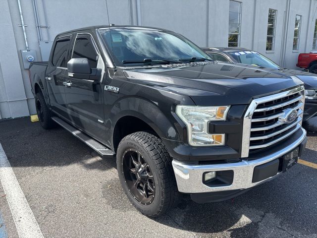 2015 Ford F-150 XLT 2