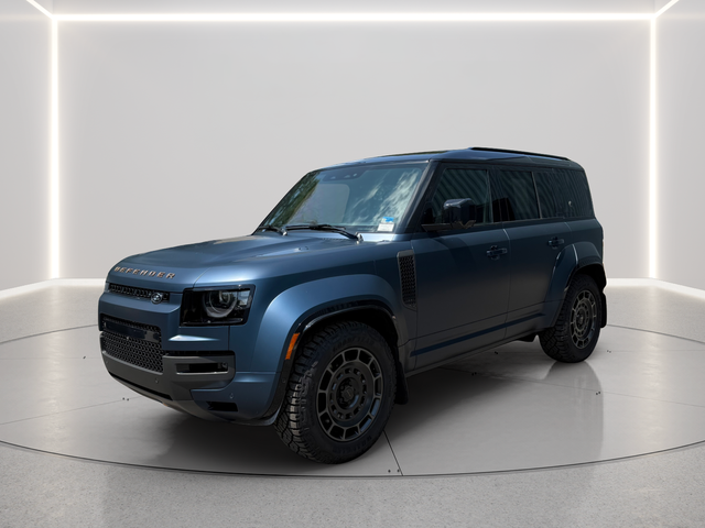 2026 Land Rover Defender 110 P635 OCTA AWD