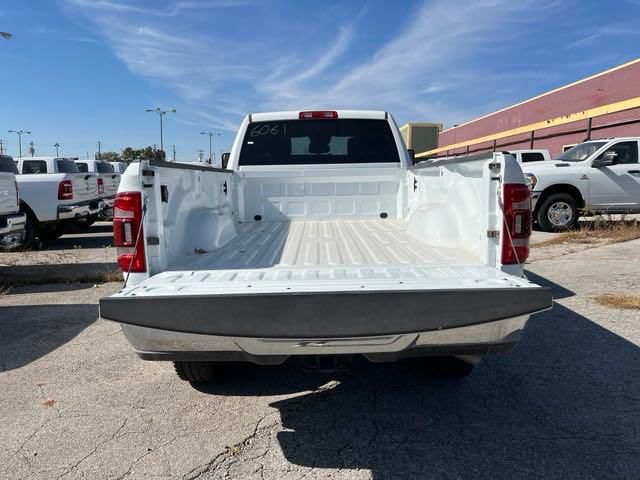 2024 Ram 2500 Tradesman 10