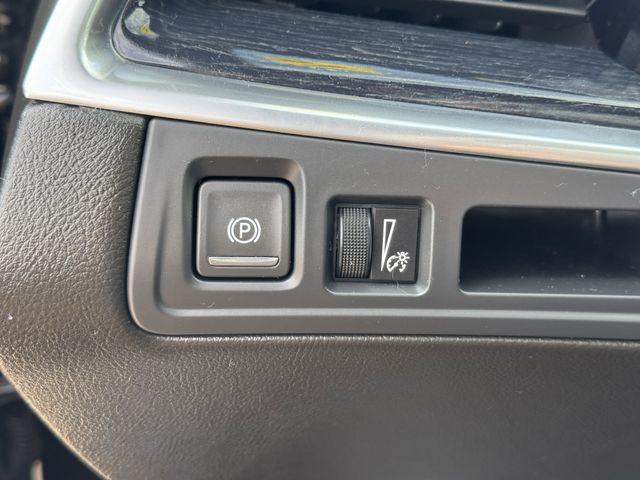 2024 Cadillac XT5 Premium Luxury Black at Bayway Cadillac of The Woodlands