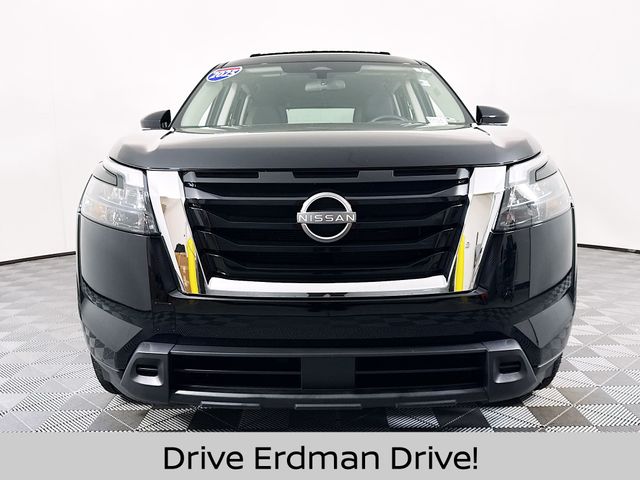 Used 2025 Nissan Pathfinder SUV