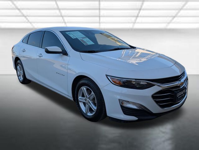 Summit White 2025 Chevrolet Malibu Sedan Front-Wheel Drive Continuously Variable Transmission