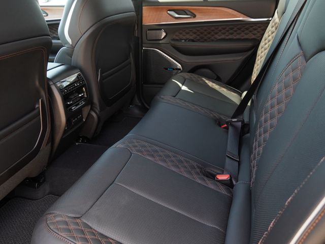 New 2026 Jeep Grand Cherokee SUV