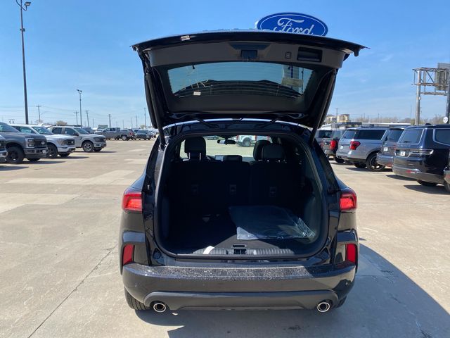 2024 Ford Escape ST-Line 10