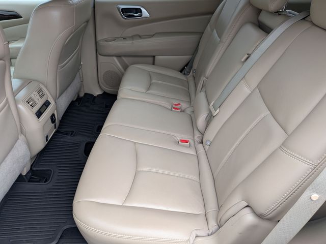 2016 Nissan Pathfinder - Image 26