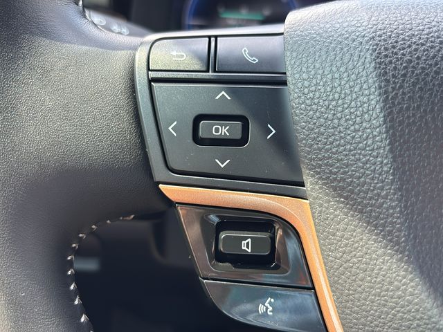 Used 2025 Toyota Crown Sedan