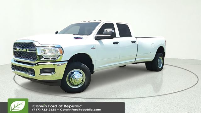 Bright White Clearcoat 2023 RAM 3500 Pickup Truck Four-Wheel Drive 6-Speed Automatic