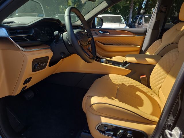 New 2025 Black Jeep Summit image 6