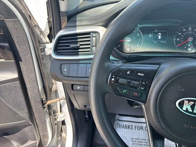2018 Kia Sorento L photo
