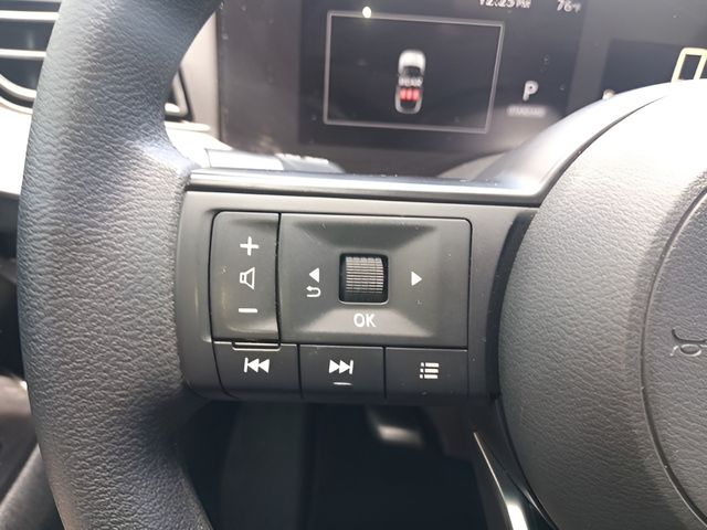 Used 2025 Nissan Kicks SUV