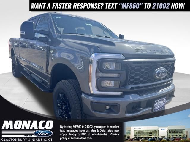 Carbonized Gray Metallic 2026 Ford F-250 Super Duty Pickup Truck Four-Wheel Drive Automatic