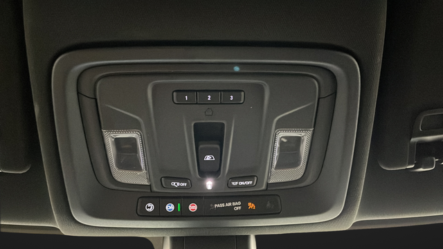 Used 2020 Blue GMC AT4 image 35