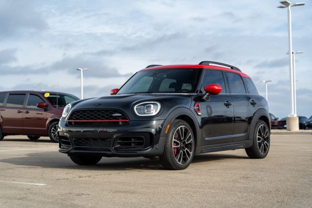 2023 MINI John Cooper Works Countryman Classic 3