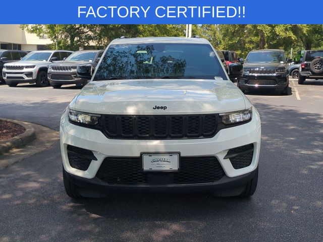 Used 2023 White Jeep Altitude X image 8