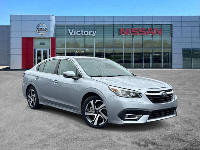 Silver 2022 Subaru Legacy Limited AWD Sedan All-Wheel Drive Continuously Variable Transmission