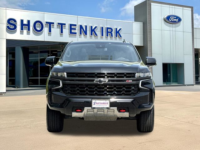 Used 2023 Black Chevrolet Z71 image 2