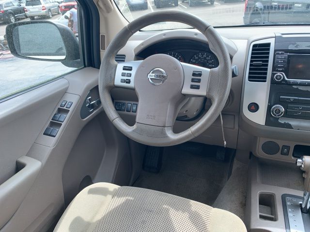 2016 Nissan Frontier SV photo