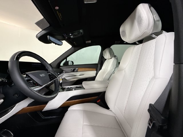 New 2027 Cadillac VISTIQ SUV